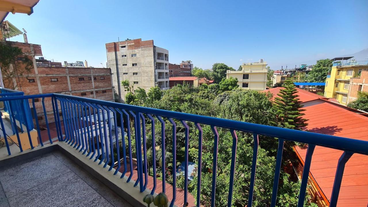Temple Town Inn Kathmandu Ngoại thất bức ảnh