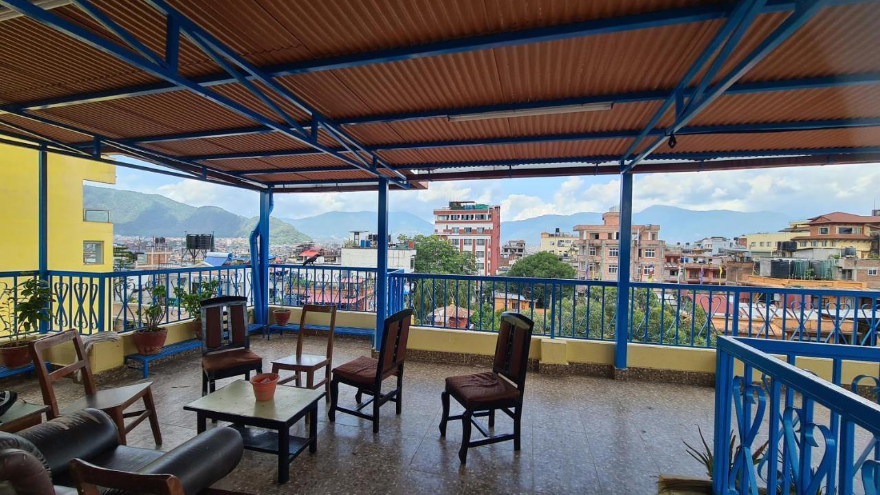 Temple Town Inn Kathmandu Ngoại thất bức ảnh