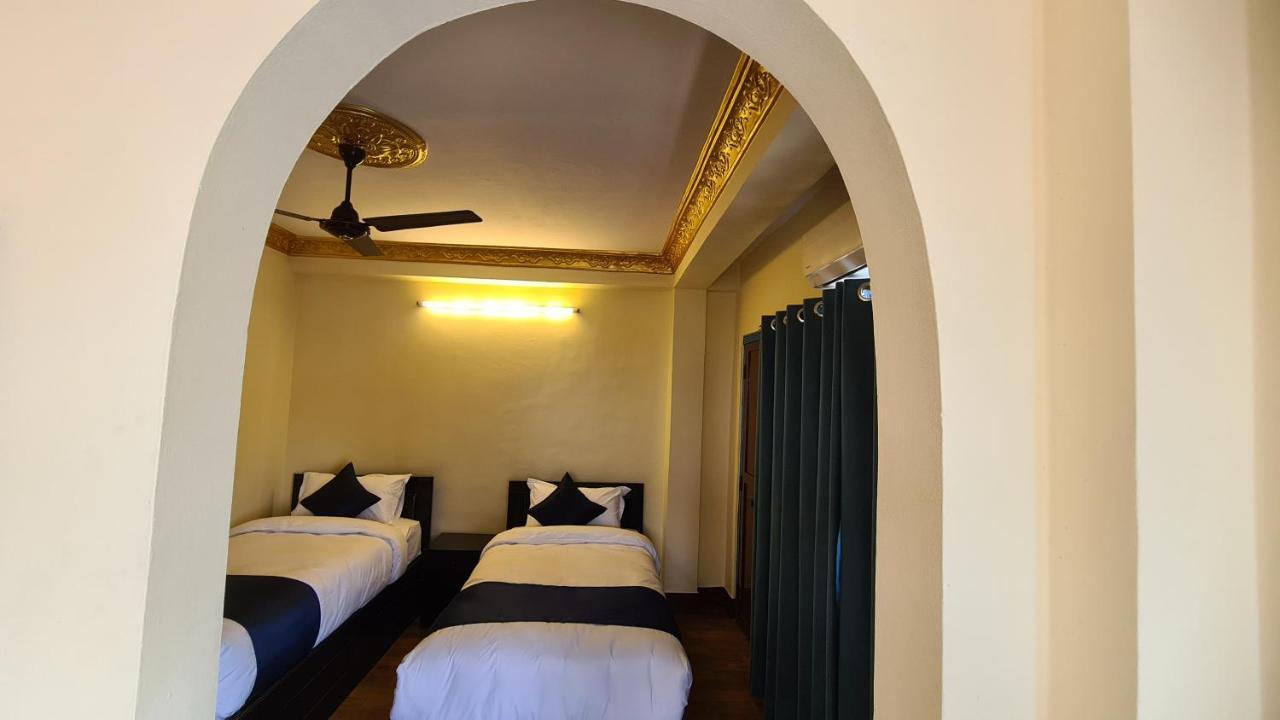 Temple Town Inn Kathmandu Ngoại thất bức ảnh